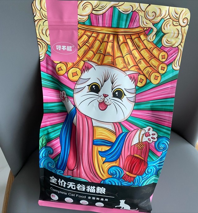 养猫必看：5款热门猫粮测评选粮不迷茫